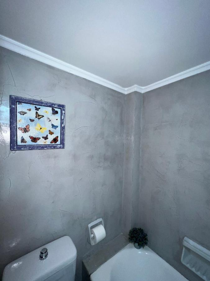 Agios Eleftherios Metro St. 2 Bedrms 4 Pers. Flat Athen Eksteriør bilde
